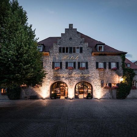 Hotel / Weingut Meintzinger Фрикенхаузен на Майн Екстериор снимка